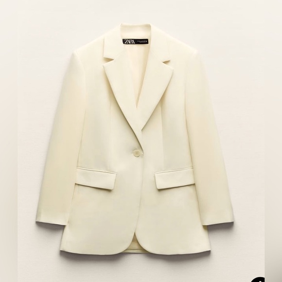 Zara fitted ivory Blazer Jacket⭐️Limited Edition ⭐️ - Picture 1 of 16